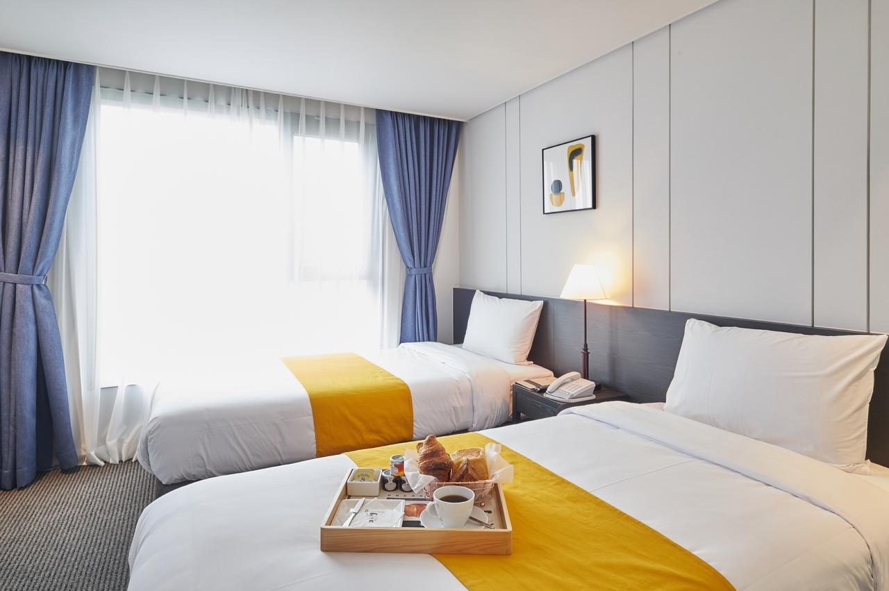 Chason Hotel The Smile Σεογκουίπο Εξωτερικό φωτογραφία